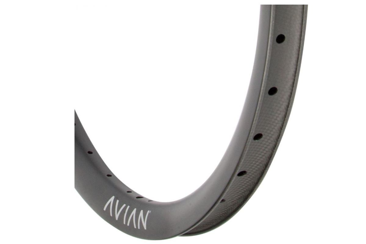 Jante Venatic 20"x1.75" 36H Noir Avian