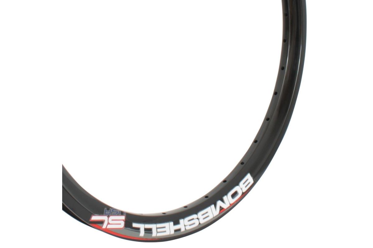 Jante BOMBSHELL SL 20x150 28H