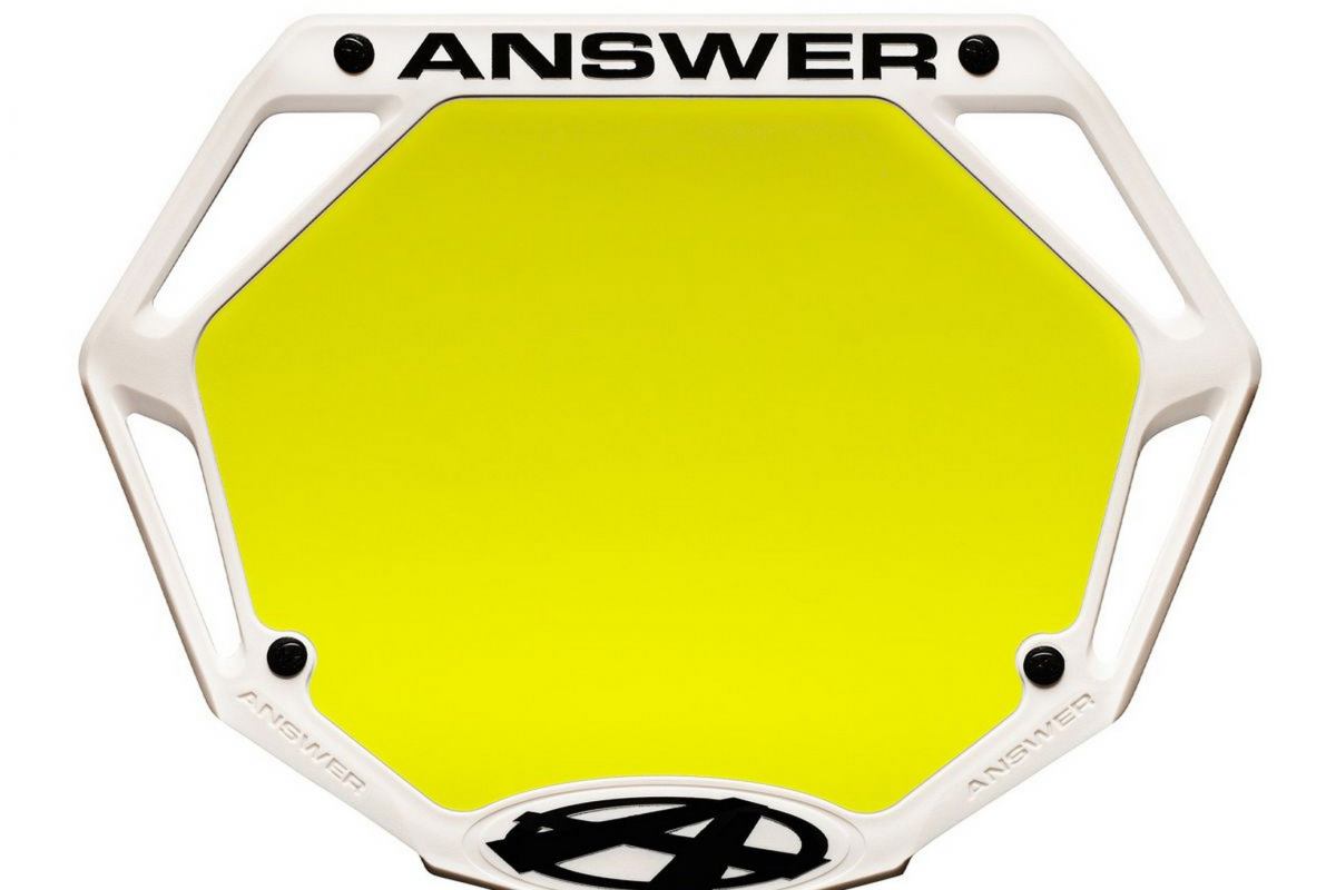 Plaque ANSWER 3D pro blanc