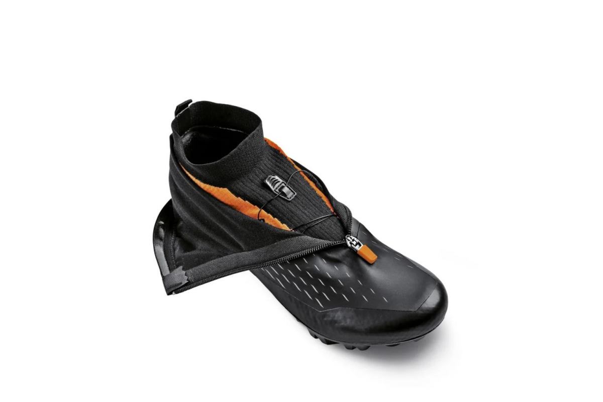 DMT WKM1 BLACK/ORANGE