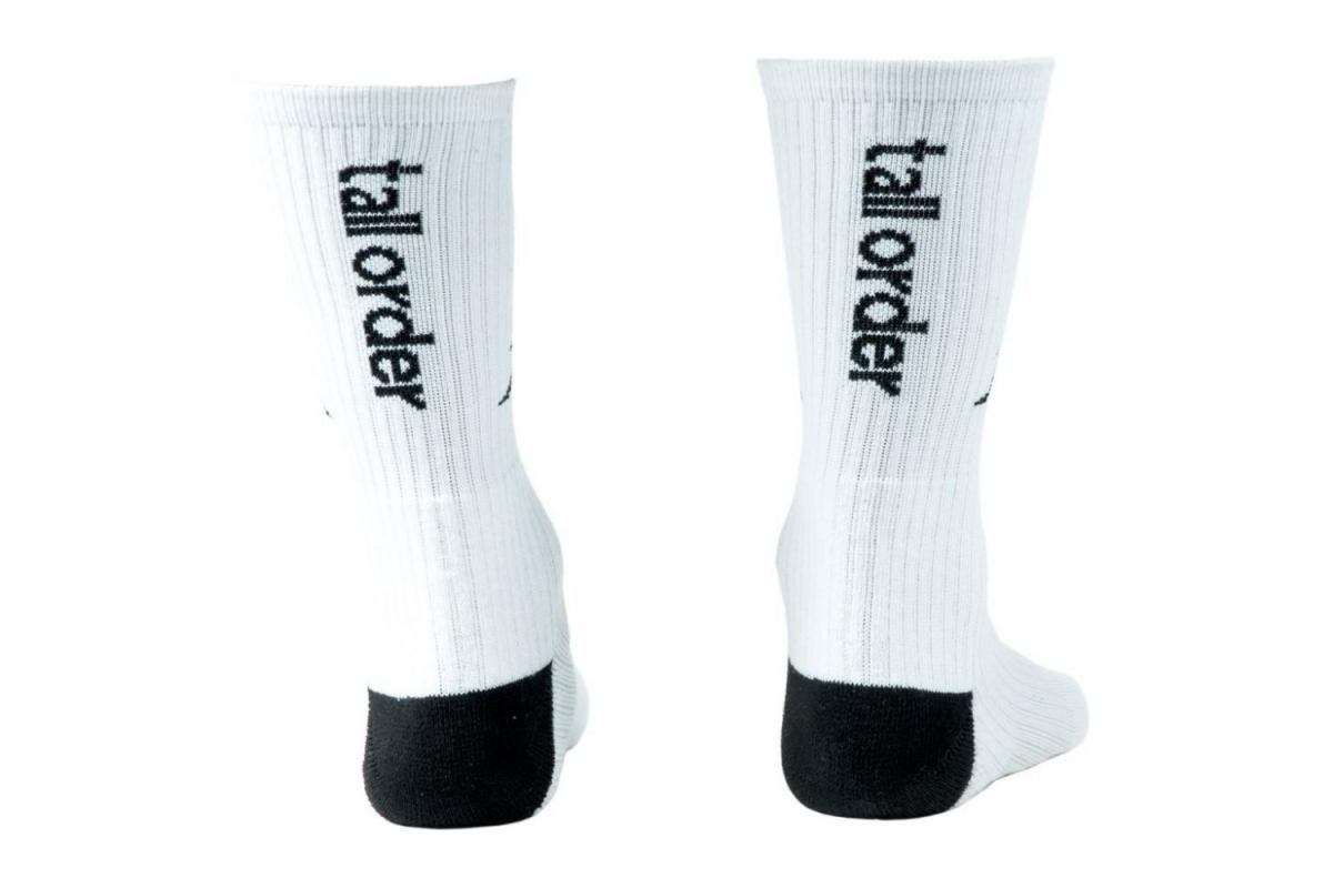 1_chaussettes-tall-order-logo-white-w-black-logo