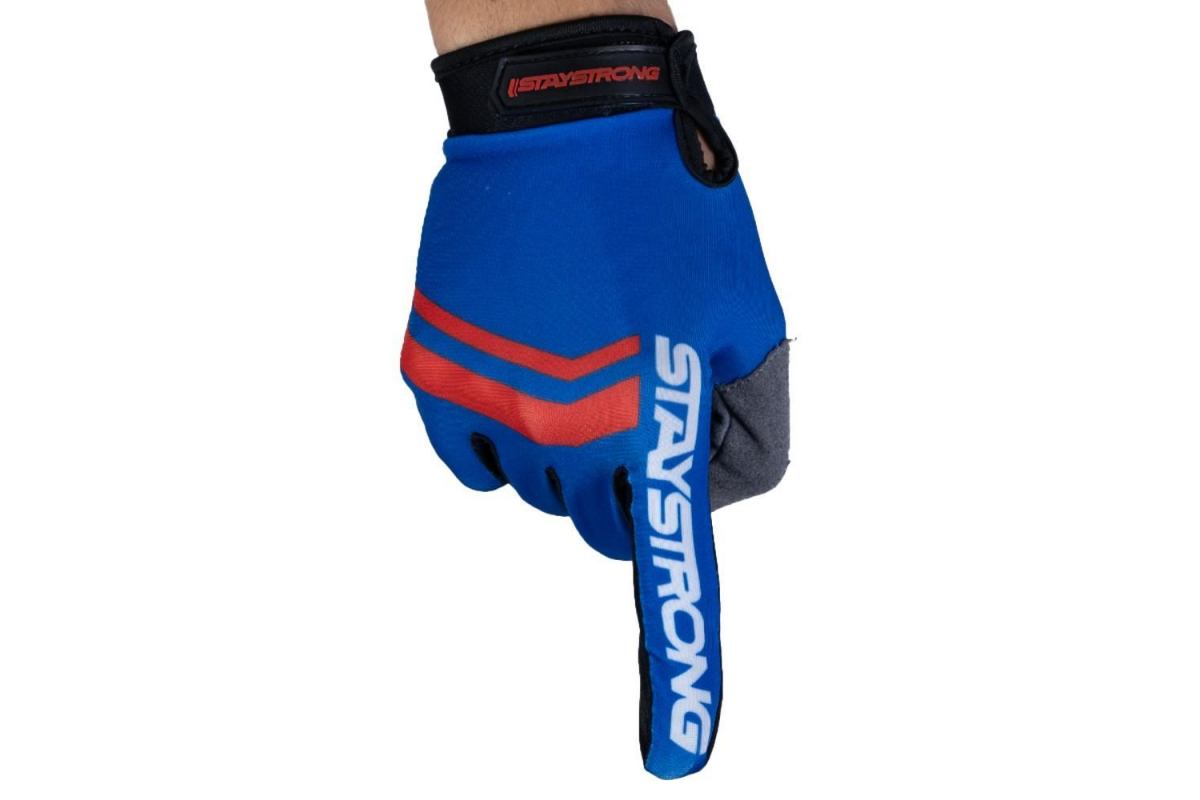 2_gants-stay-strong-opposite-red-blue