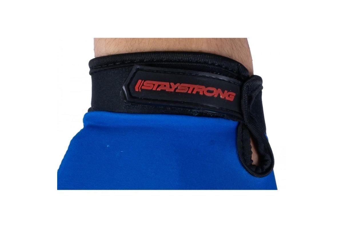 4_gants-stay-strong-opposite-red-blue
