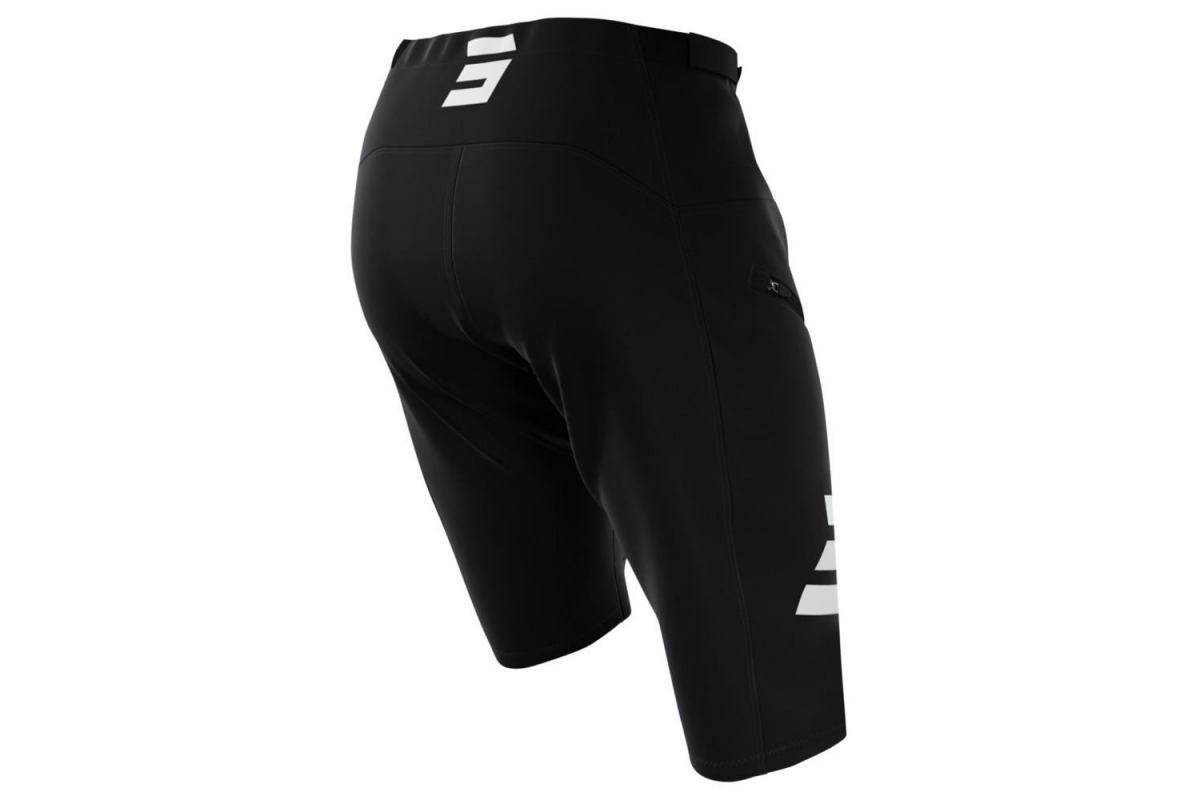 2_short-shot-rogue-revolt-noir