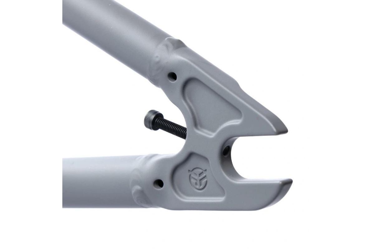 9_cadre-federal-bruno-ics2-matt-grey