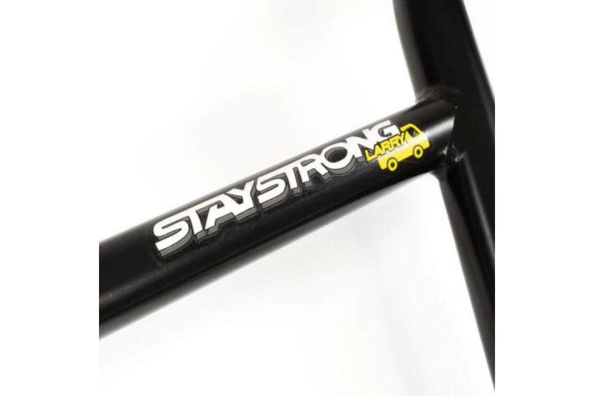 2_guidon-stay-strong-truck-larry-edgar-9-black