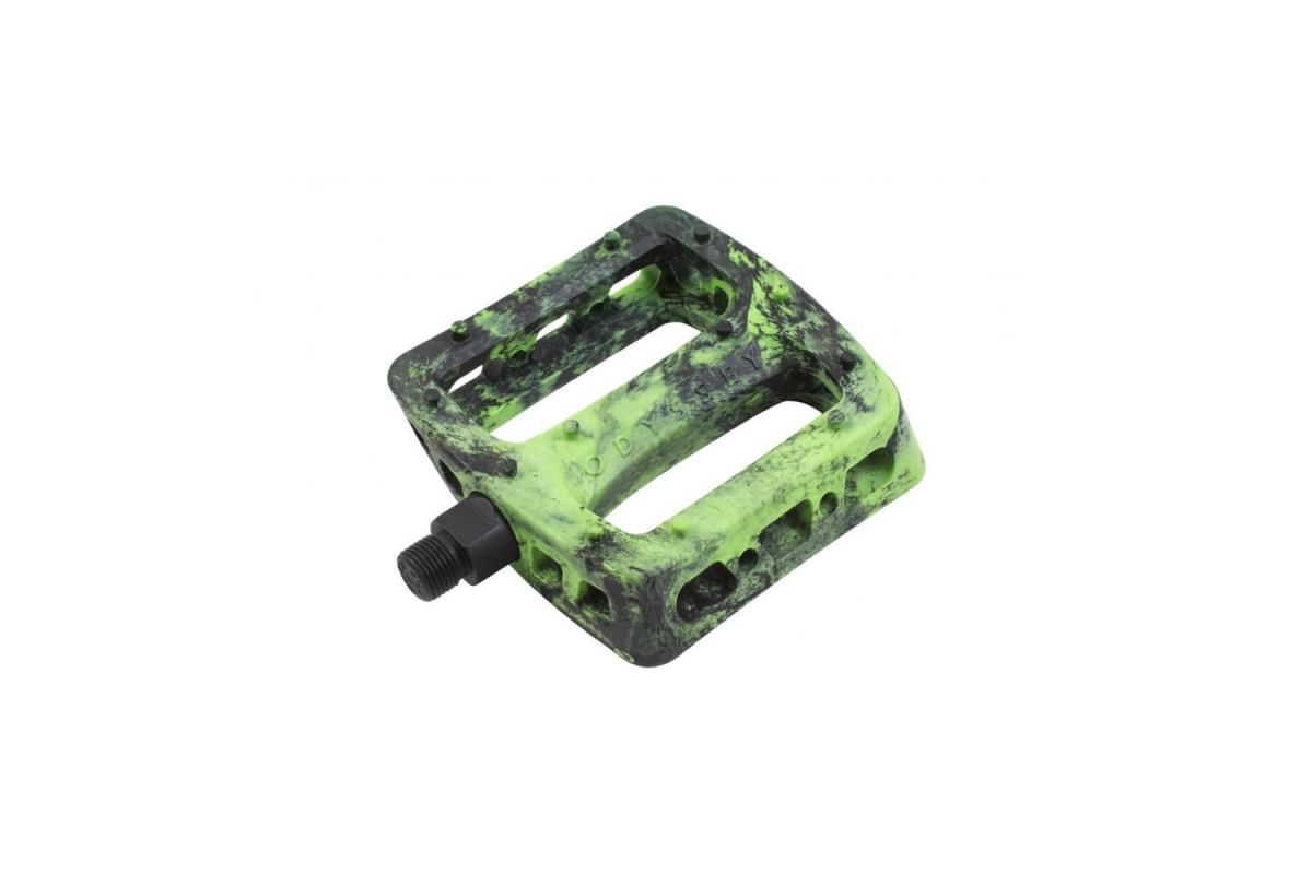 6_pedales-odyssey-twisted-pro-pc-9-16