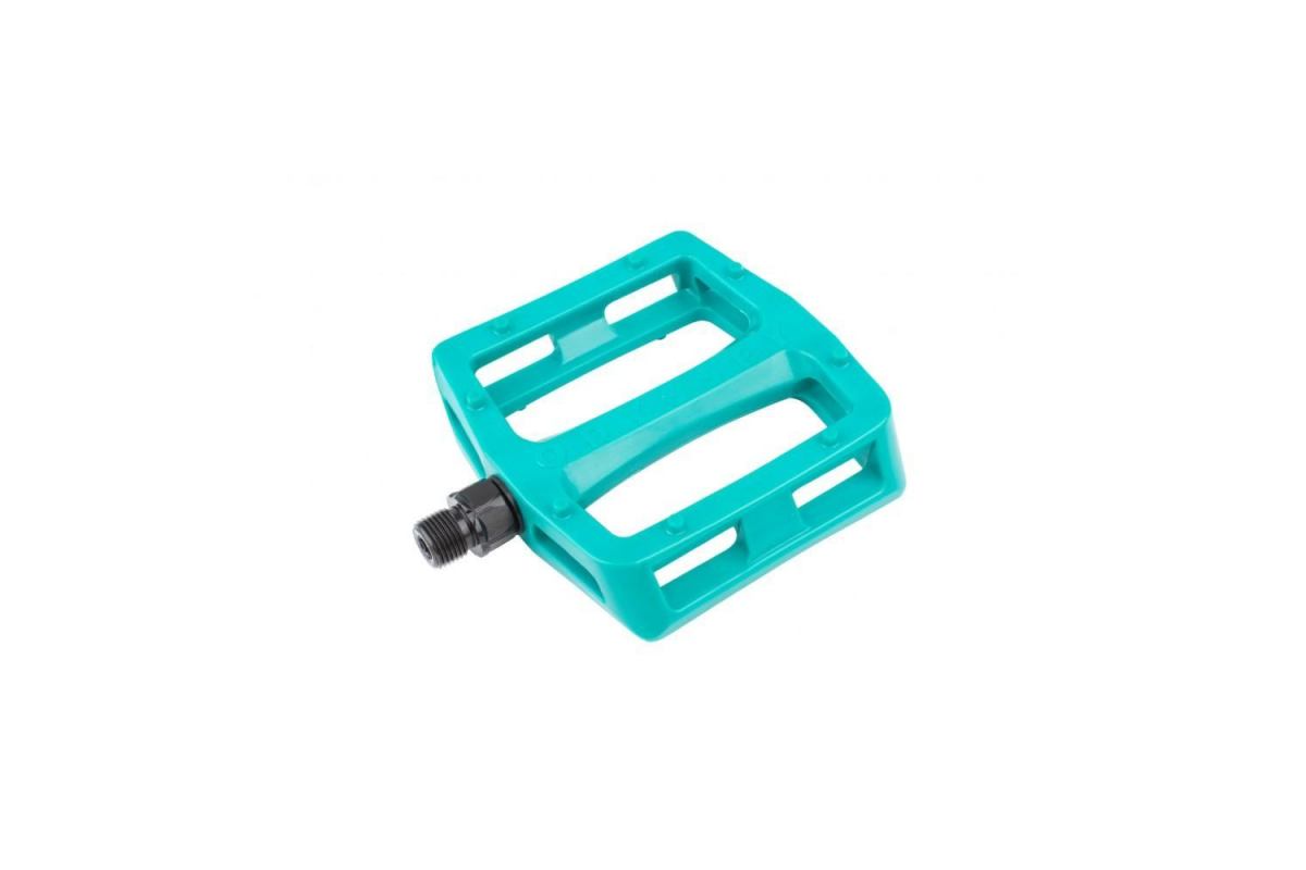 7_pedales-odyssey-grandstand-v2-pc