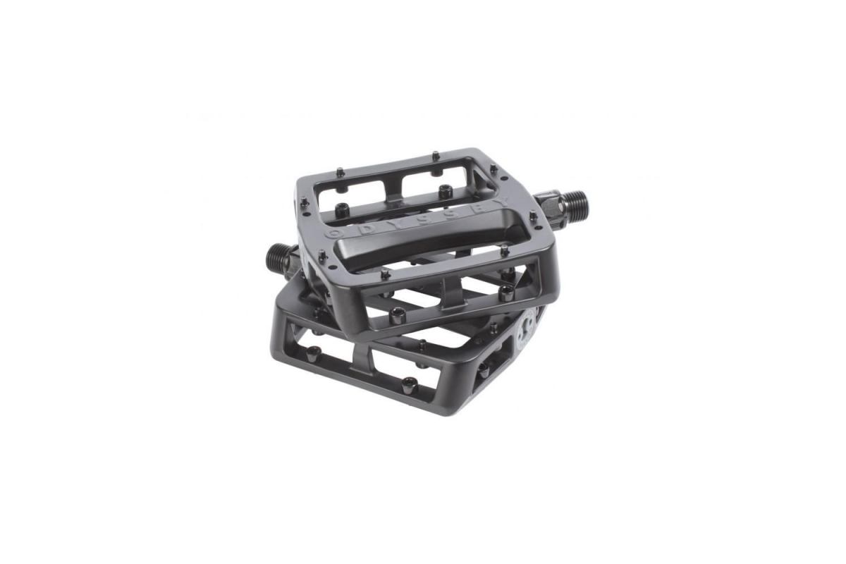 0_pedales-odyssey-grandstand-v2-alu