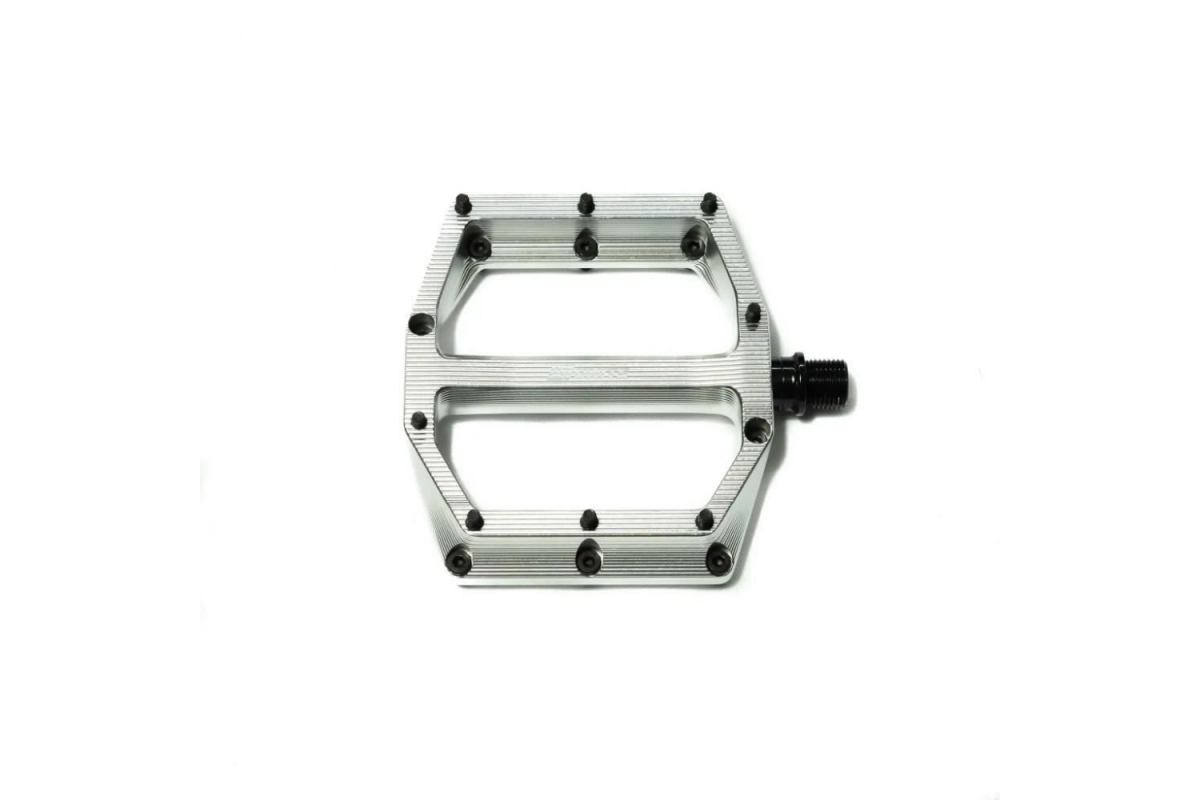 3_pedales-unite-instinct-v11