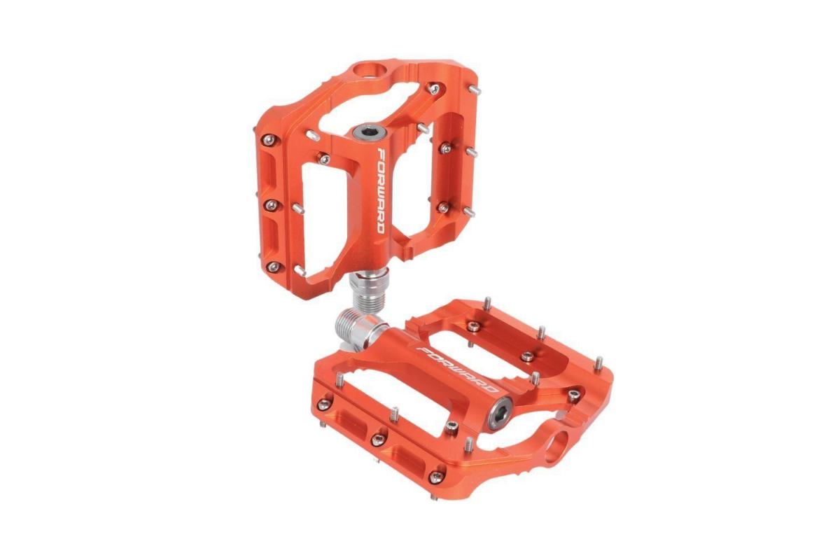 4_pedales-forward-zenith