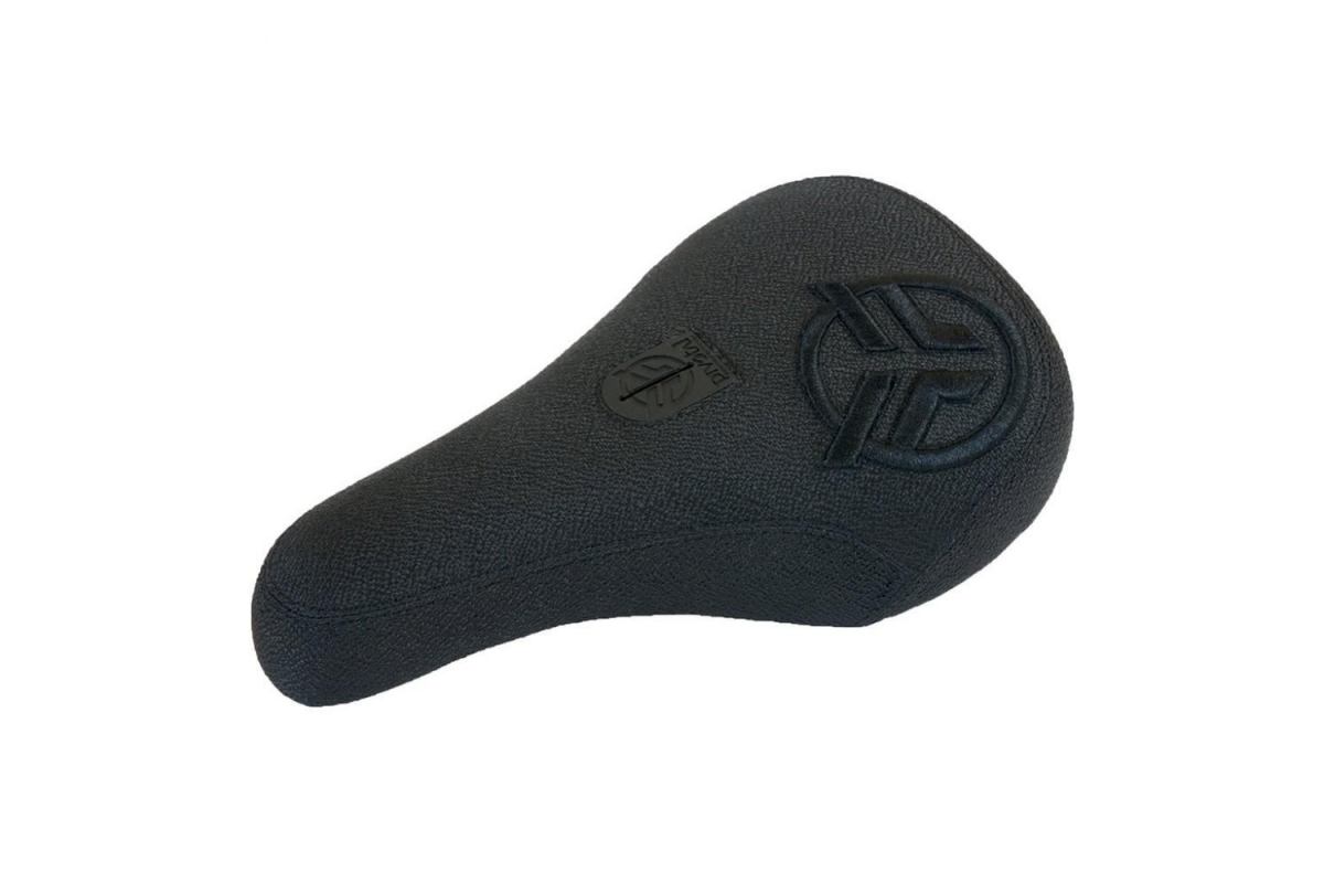 0_selle-federal-mid-pivotal-logo-black-raised-stitching-black