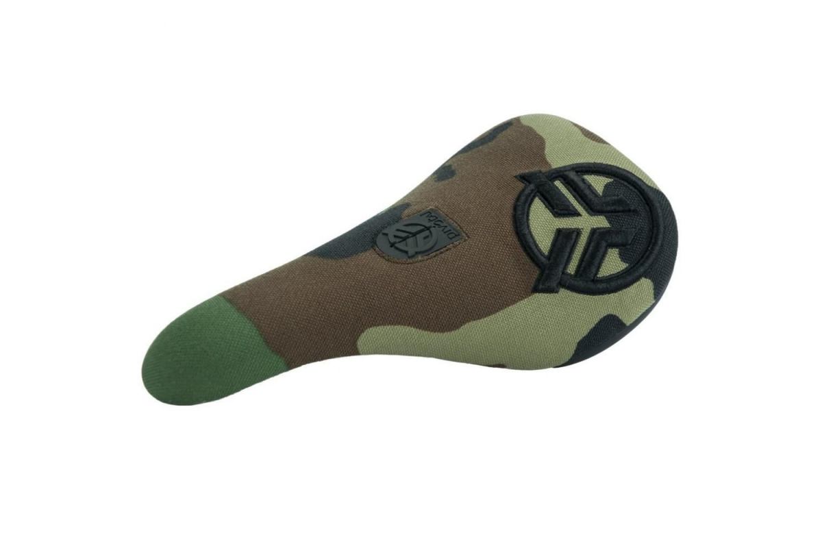 0_selle-federal-slim-pivotal-logo-camo-raised-stitching-black