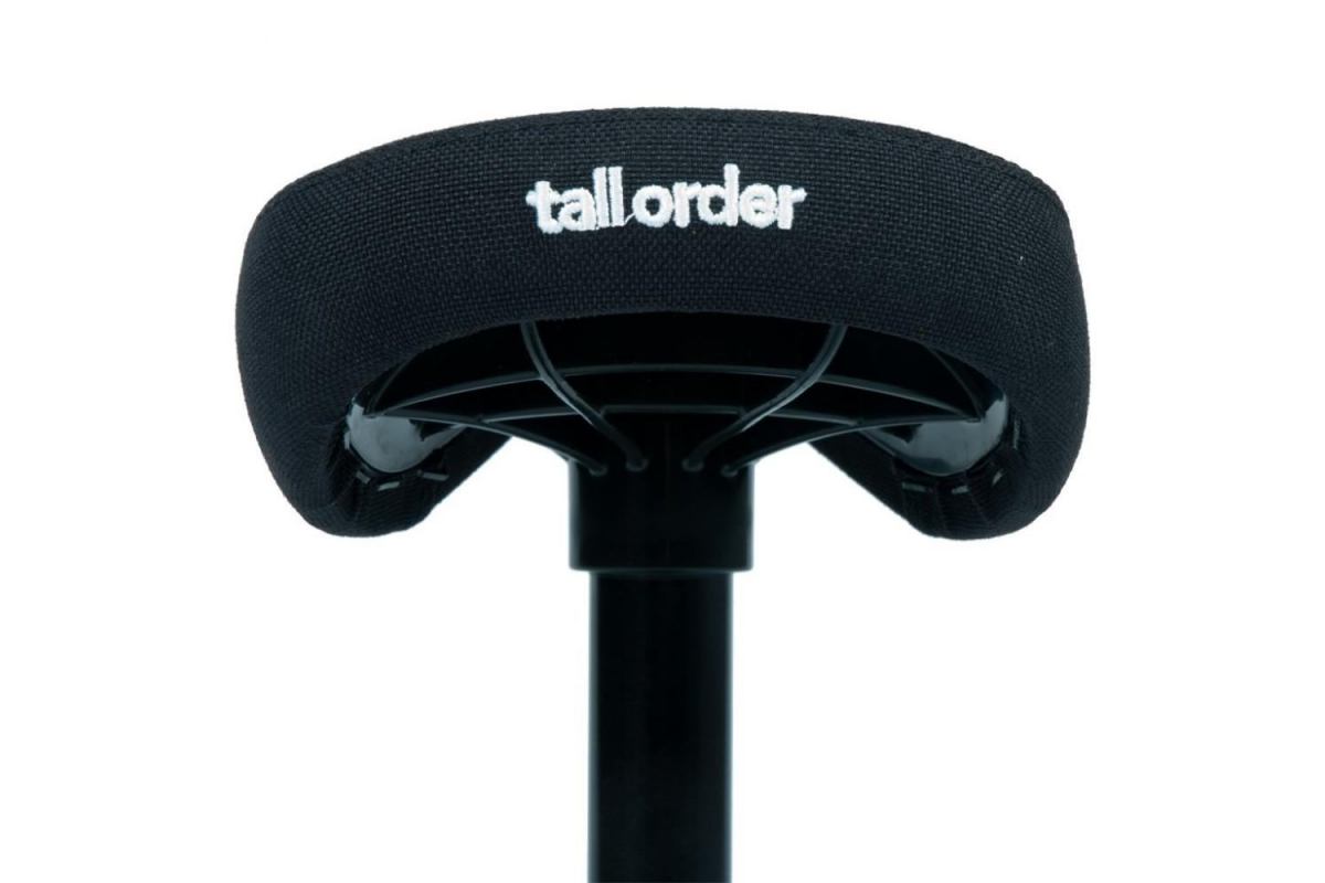 1_selle-tall-order-combo-tige-de-selle-200mm-black-w-white-embroidery