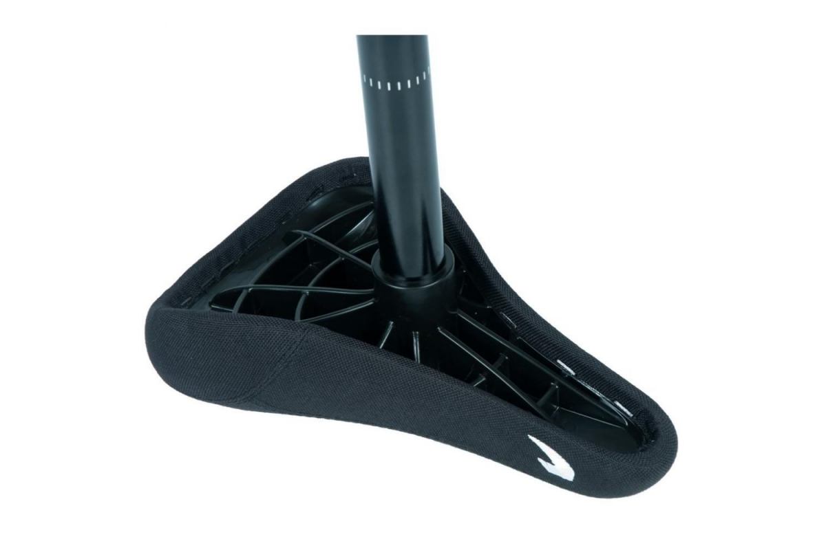 2_selle-tall-order-combo-tige-de-selle-200mm-black-w-white-embroidery