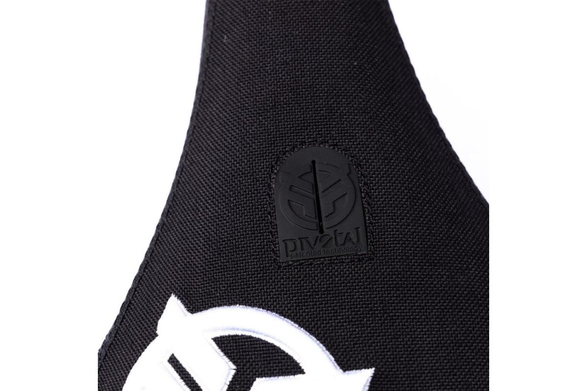 3_selle-federal-mid-pivotal-logo-white-raised-stitching-black