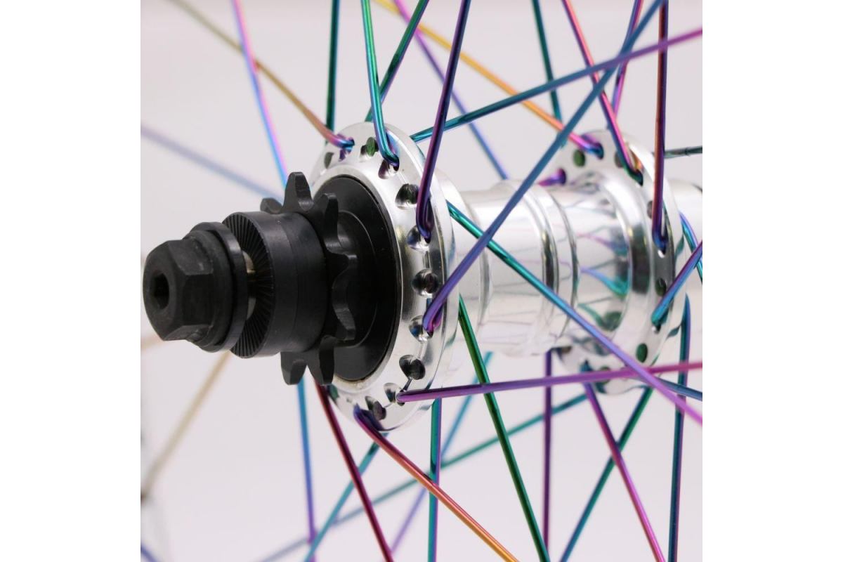1_roue-arriere-total-techfire-rainbowsilver