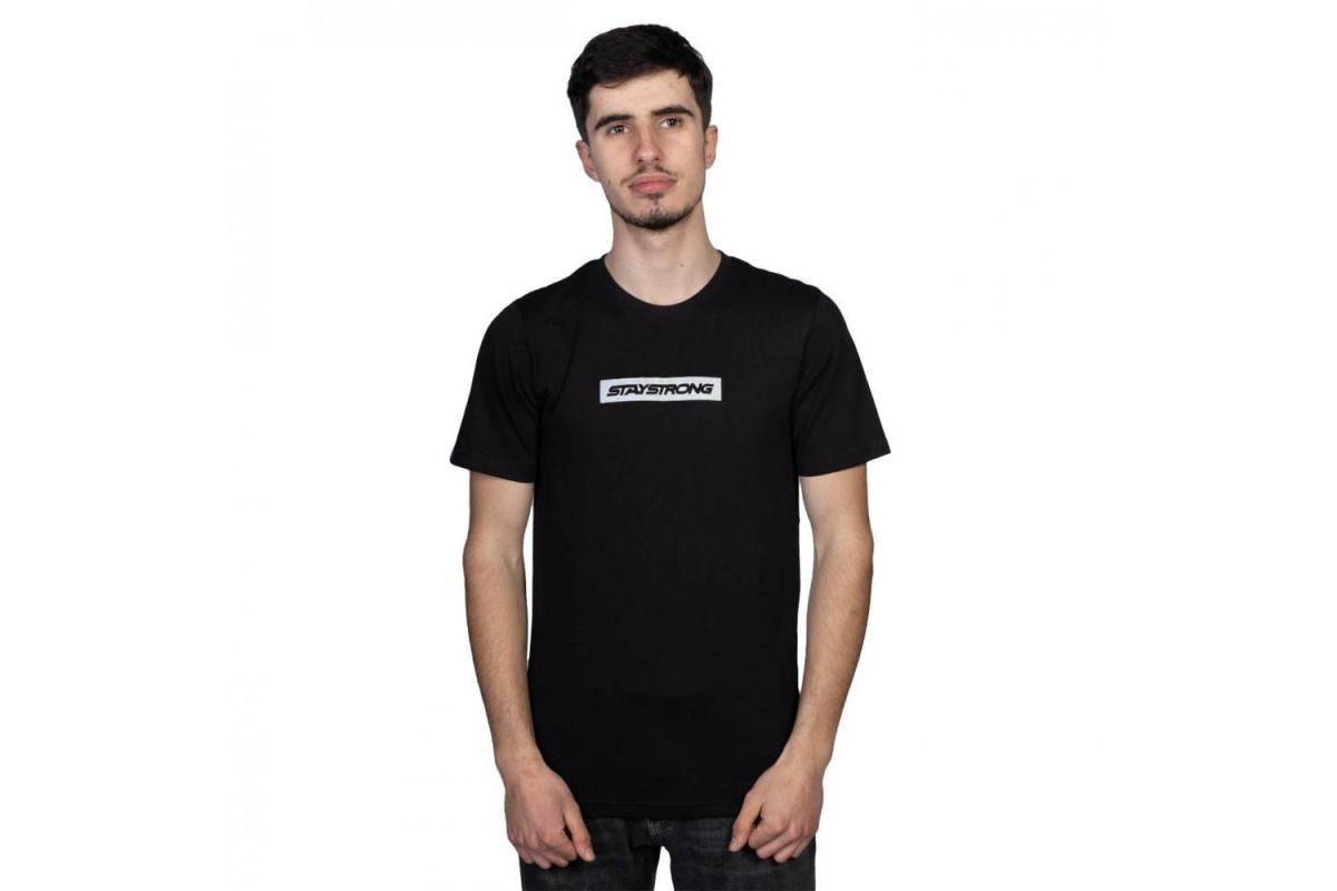 0_t-shirt-staystrong-word-box-black