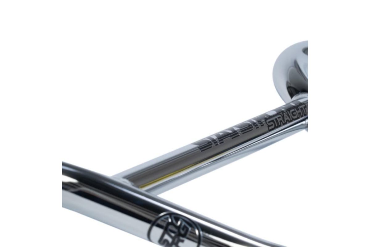 2_guidon-staystrong-straight-race-3-chrome