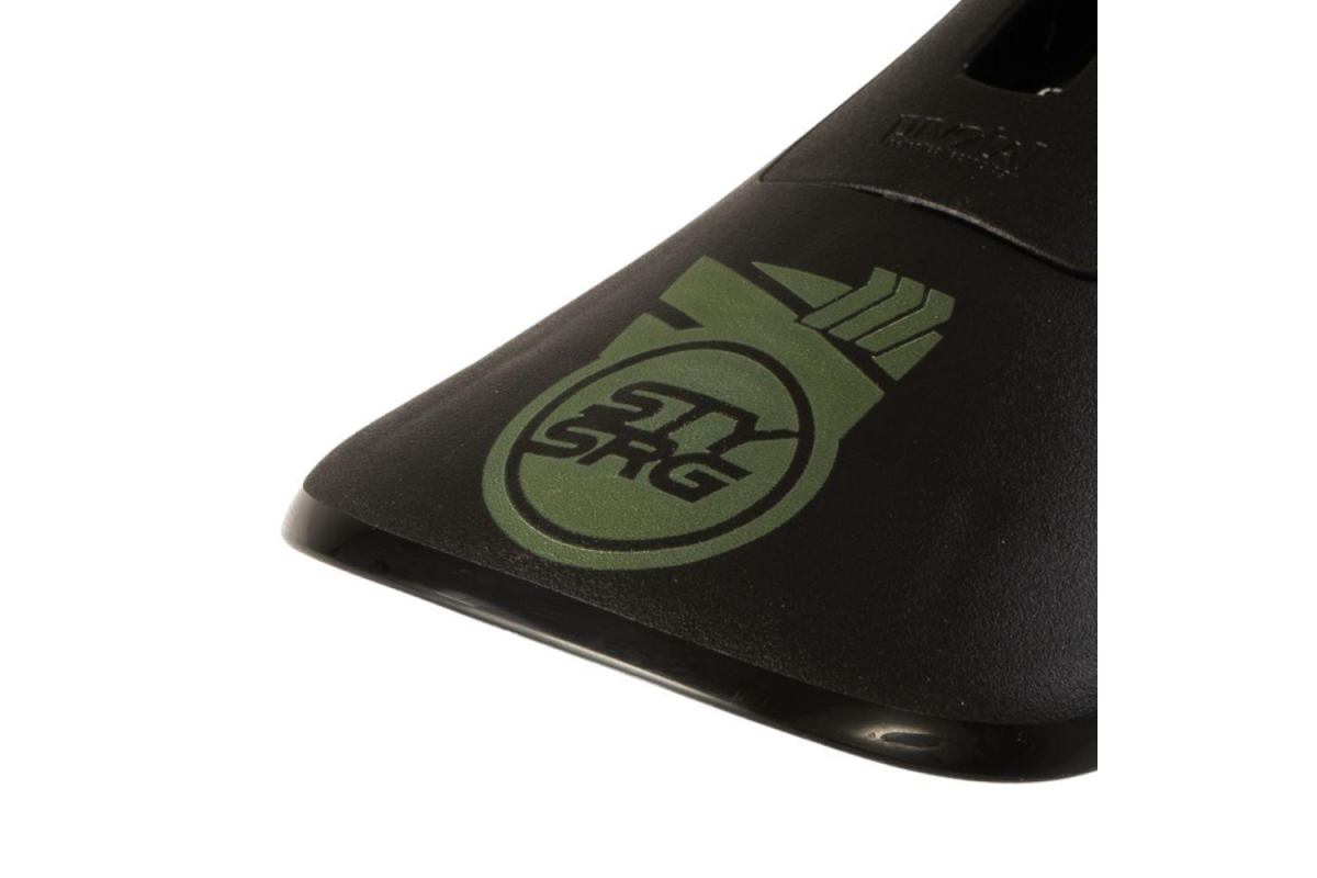 2_selle-stay-strong-fast-chevron-pivotal-green-print
