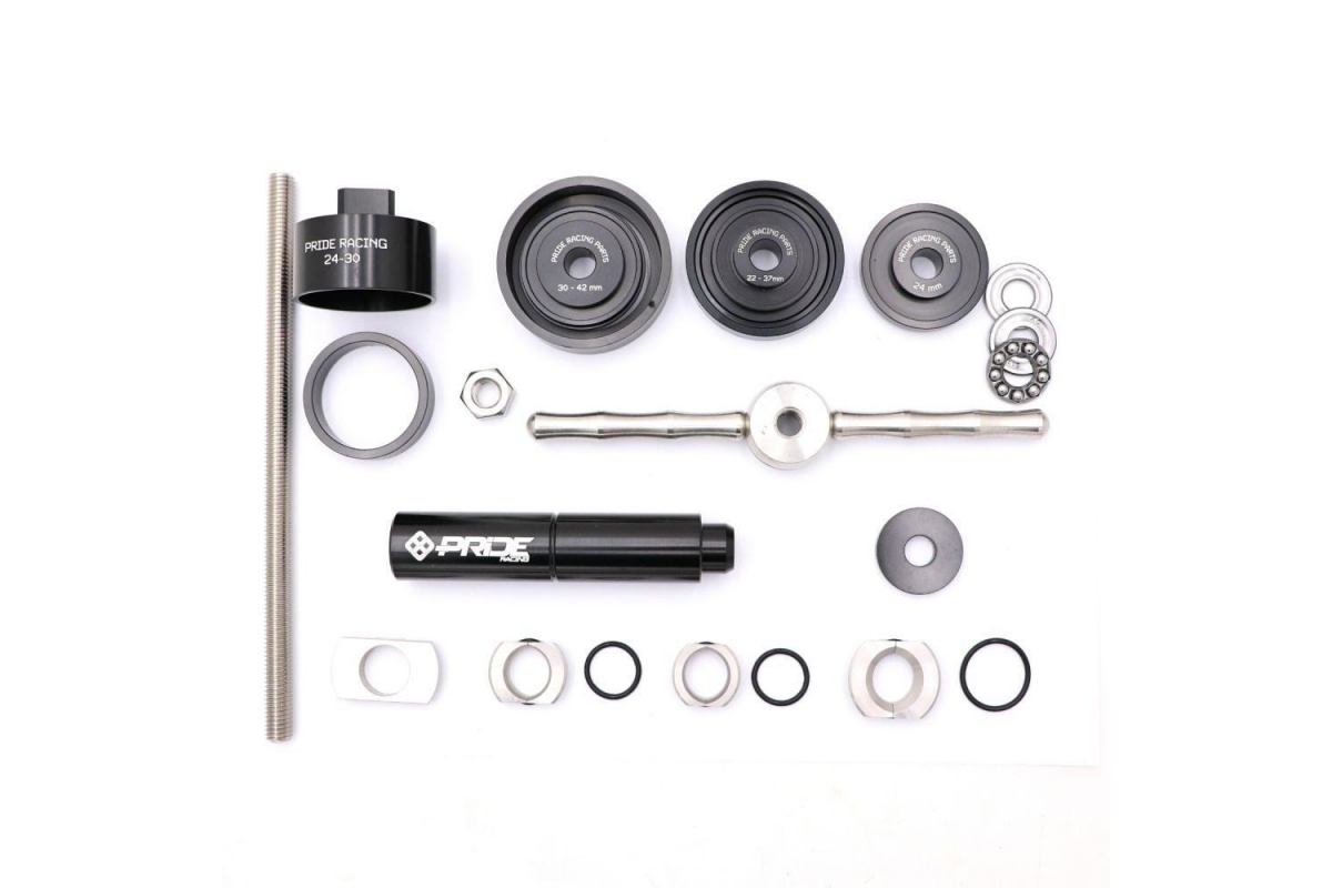 1_outil-presse-boitier-pride-racing-pro