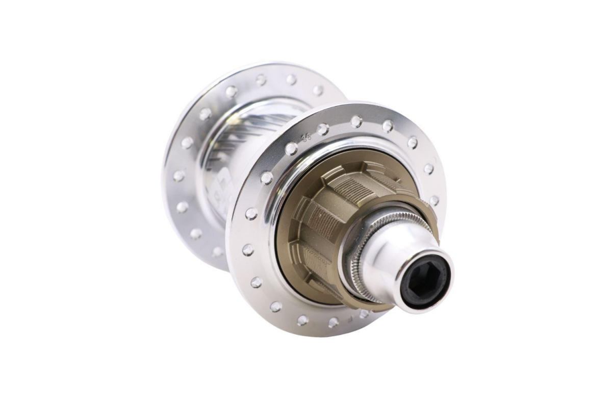 4_moyeux-pride-control-v2-pro-10mm-36h-polish