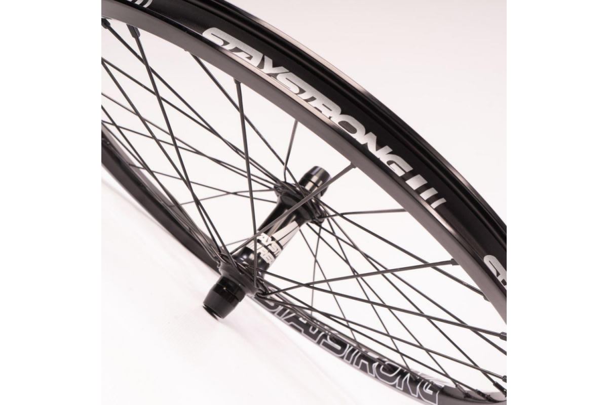 10_paire-de-roues-stay-strong-disc-reactiv-race-v2-20x150-black