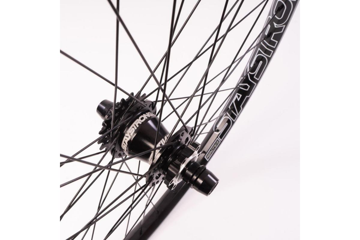 2_paire-de-roues-stay-strong-disc-reactiv-race-v2-24x175-black