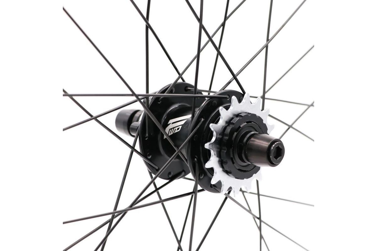 3_paire-de-roues-pride-control-exp-disc-28h-forward-joyride-v2-10mm
