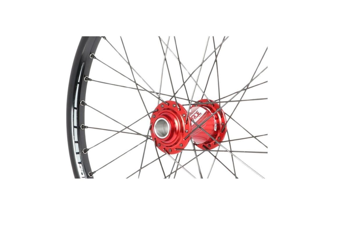 2_roues-20-406x21c-pride-control-red-sd-m08-disque