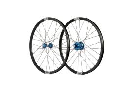 0_roues-20-451-pride-control-v1-blue-10mm-helium-m21-disque