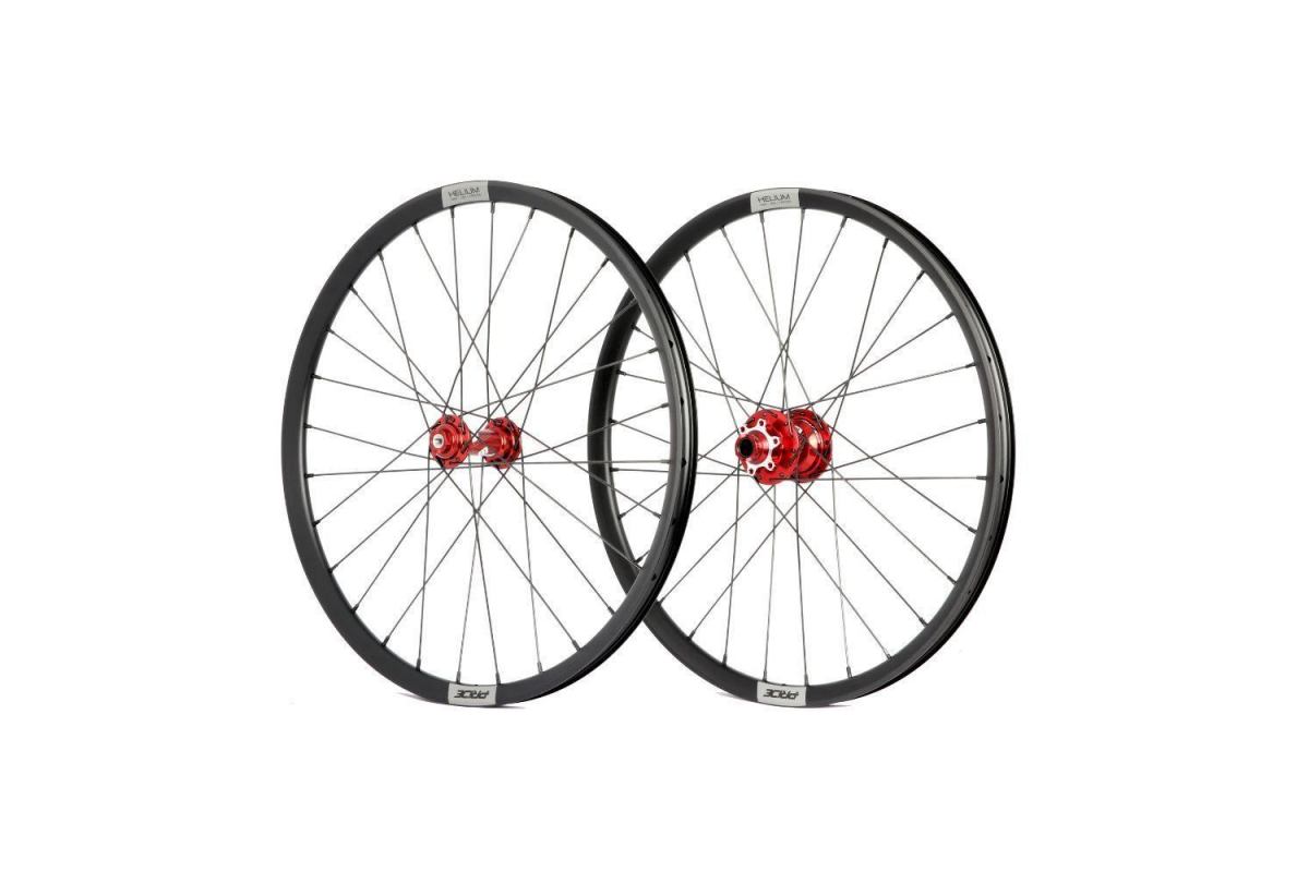 0_roues-20-451-pride-control-v2-red-15mm-helium-m21-disque