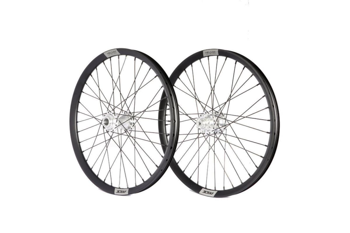 0_roues-20-406-pride-control-v2-polish-10mm-helium-m24-disque