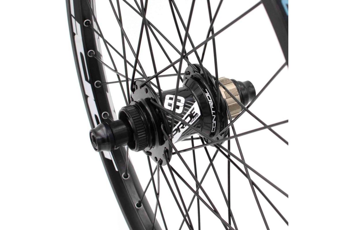 4_roues-20-406-pride-control-v2-2015mm-black-disque