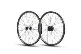 0_roues-20-451-forward-joyride-pride-control-v1-1010mm-black