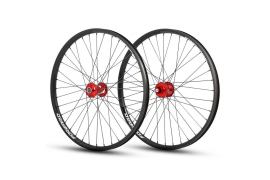 0_roues-24-507-forward-joyride-pride-control-v1-2010mm-red