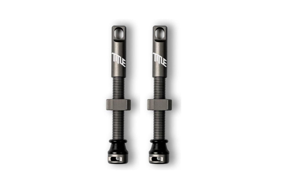 0_valves-tubeless-title-chrome