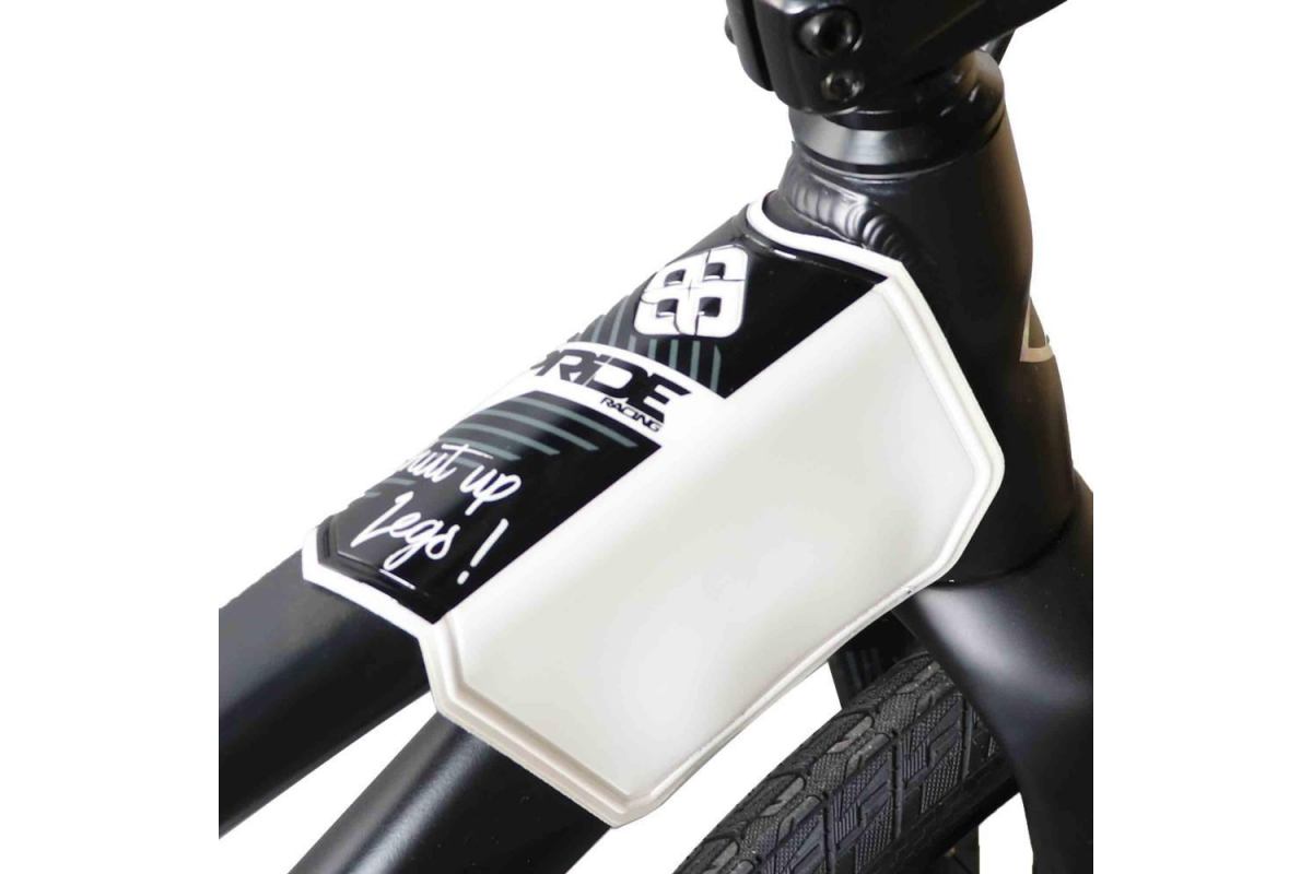 2_plaque-de-cadre-pride-black