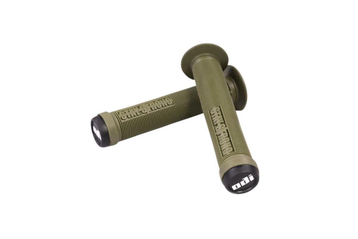 1_poignees-stay-strong-odi-lionheart