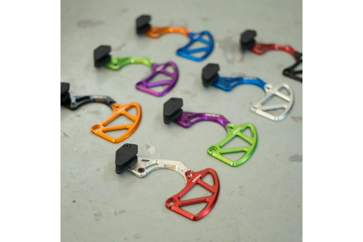 9_compact-guide-v2-unite