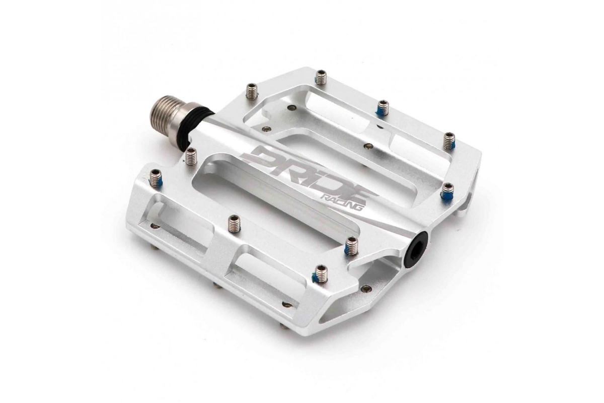 3_pedales-pride-racing-newton-junior