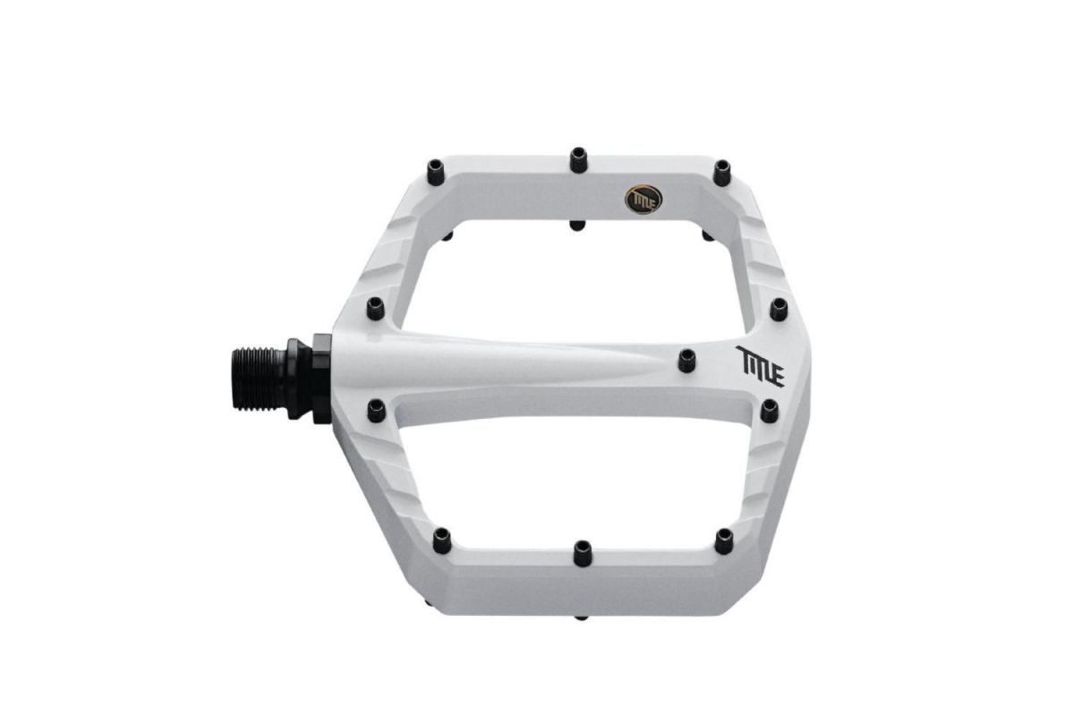 2_pedales-title-connect-gloss-white