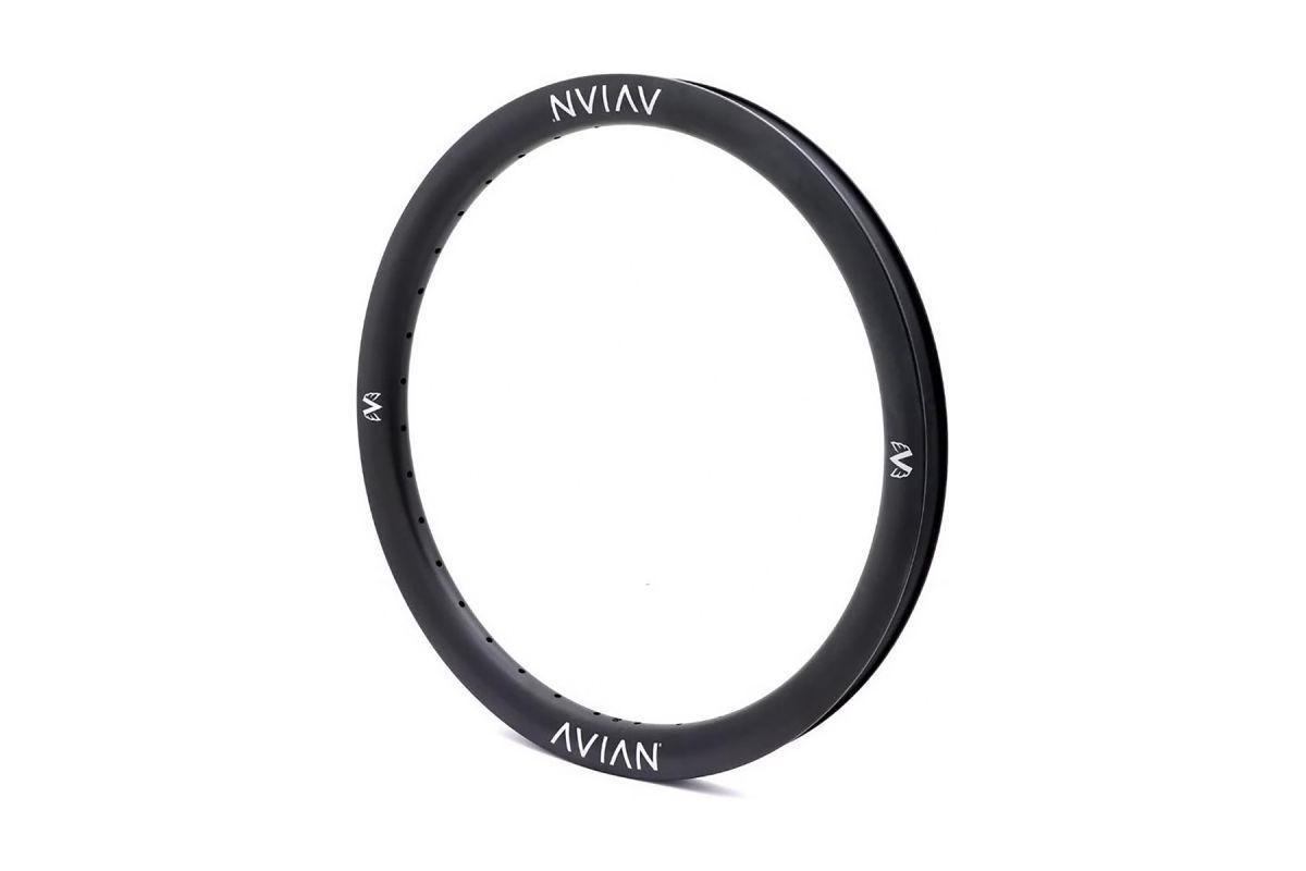 0_jante-avant-avian-venatic-20x150-28h