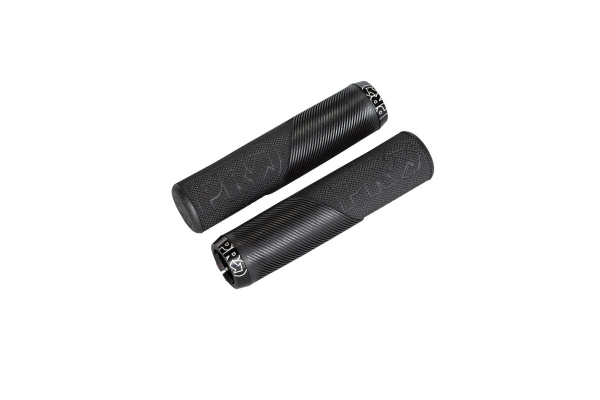 0_PRGP0066%20LOCK-ON-TRAIL%20BLK%20Front_01