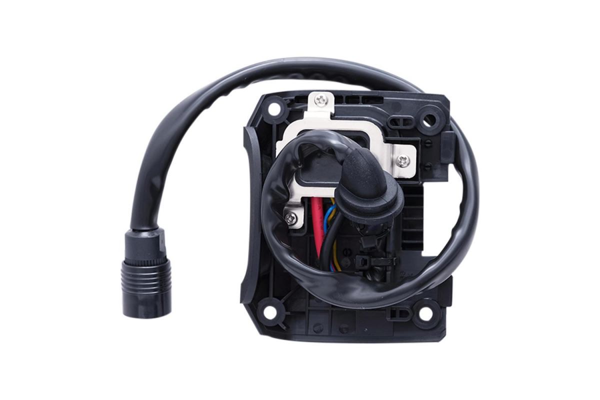 1_Y72U00014-primary_2