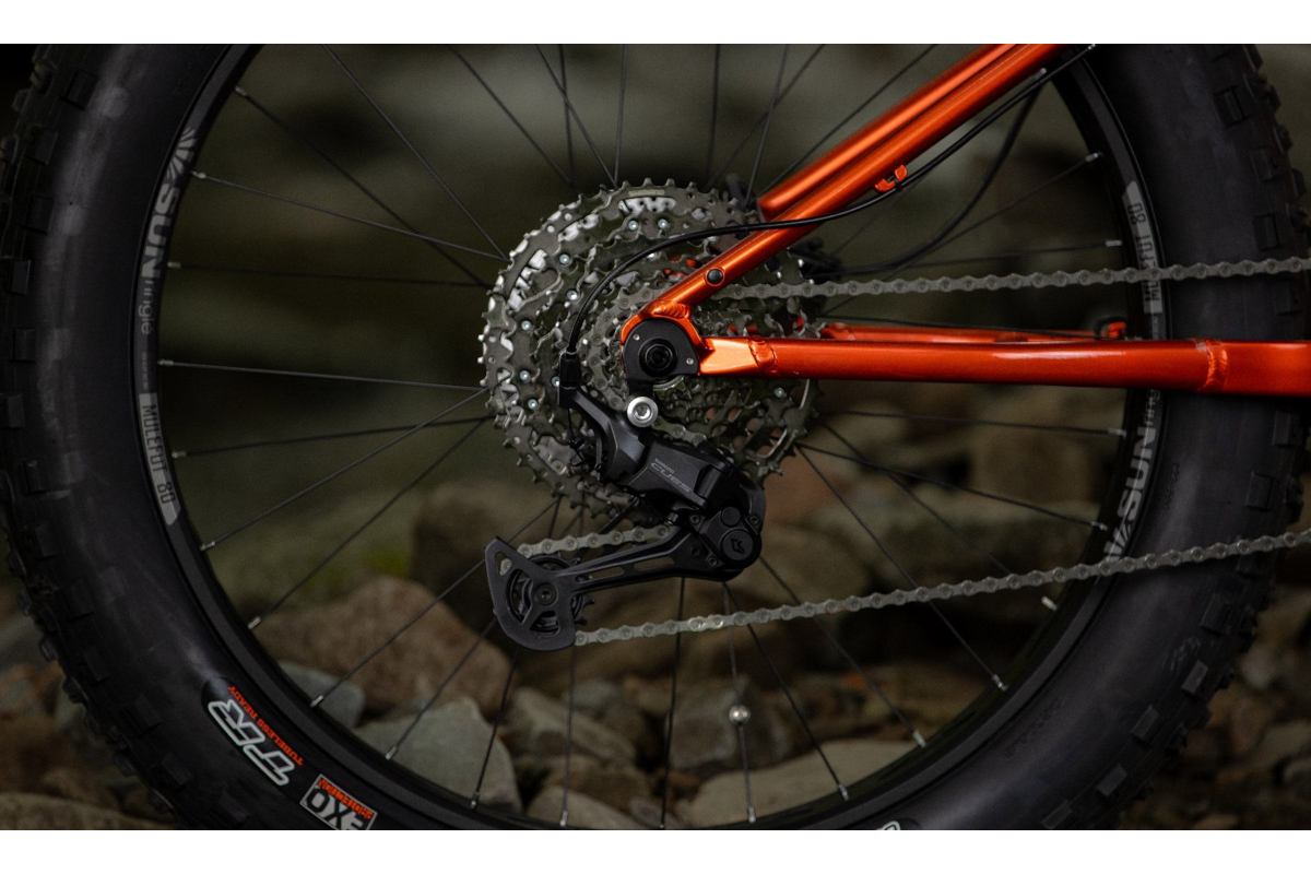 Vyöry E90 : Le Fatbike Électrique pour l'Aventure Extrême