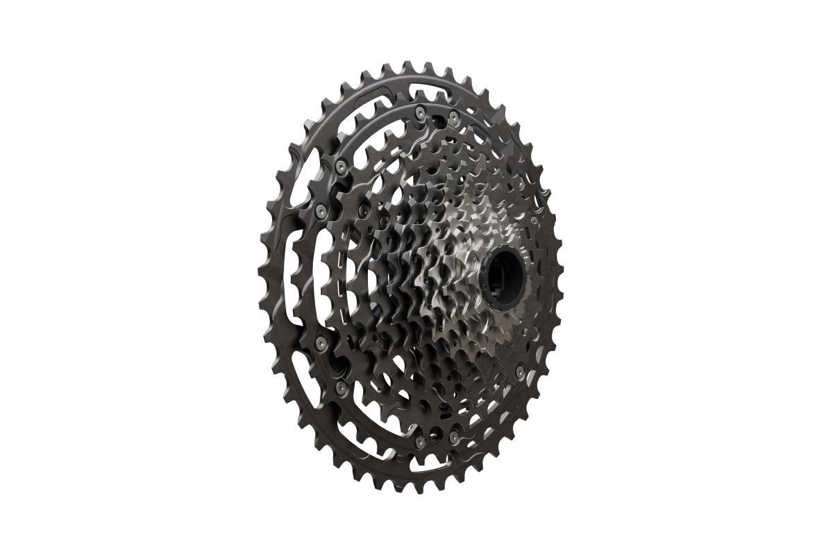 1_CS-M9200-12-9-45T-primary_2