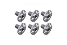 0_YL8898050_FOR-CLEAT_1