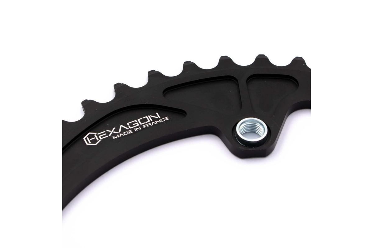 1_couronne-pride-hexagon-4-vis-filetees-black