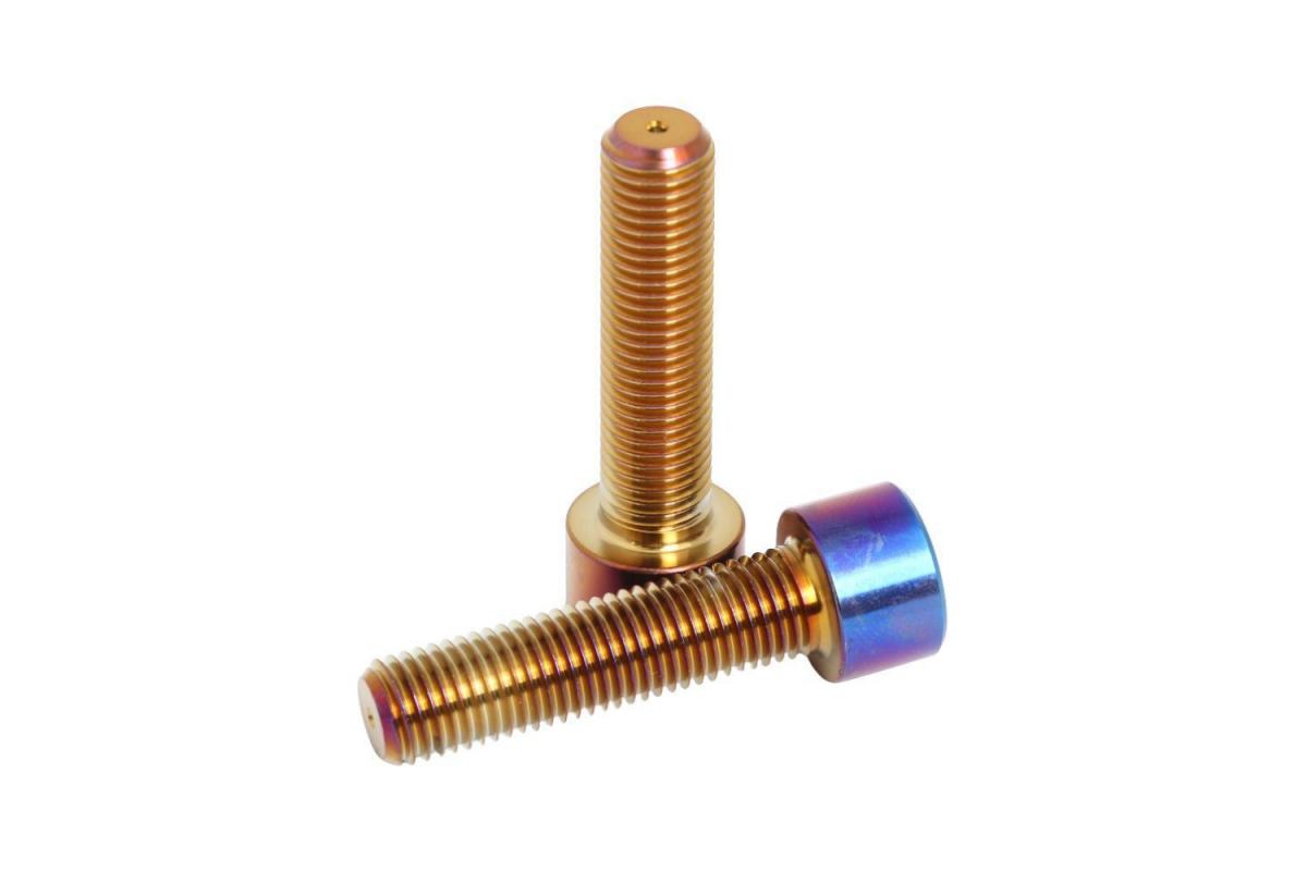 1_vis-titane-de-moyeu-pride-fusion-10x40mm